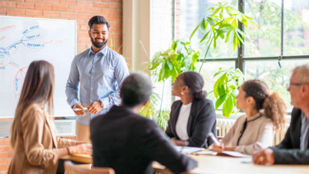 The School Head and Board’s Role in Advancement: A Panel Discussion